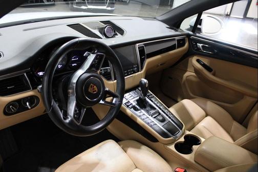 2018 Porsche Macan S