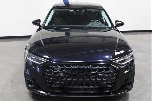 Sebring Black Crystal Effect 2024 Audi A8 L 55 TFSI quattro Tiptronic