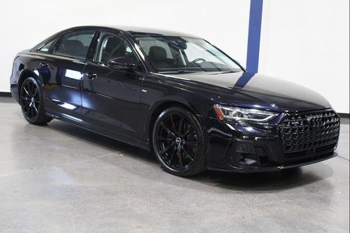 Sebring Black Crystal Effect 2024 Audi A8 L 55 TFSI quattro Tiptronic