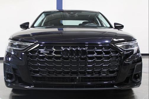Sebring Black Crystal Effect 2024 Audi A8 L 55 TFSI quattro Tiptronic
