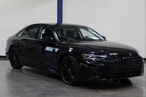Sebring Black Crystal Effect 2024 Audi A8 L 55 TFSI quattro Tiptronic