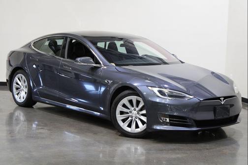 2017 Tesla Model S 75D