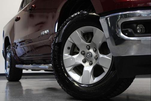 Delmonico Red Pearlcoat 2022 RAM 1500 Big Horn/Lone Star