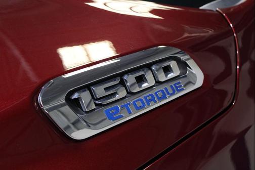 Delmonico Red Pearlcoat 2022 RAM 1500 Big Horn/Lone Star