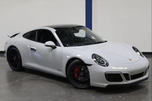 Chalk 2019 Porsche 911 Carrera GTS