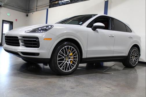 2022 Porsche Cayenne Platinum Edition