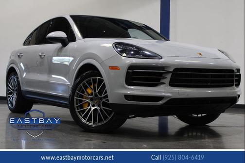 2022 Porsche Cayenne Platinum Edition