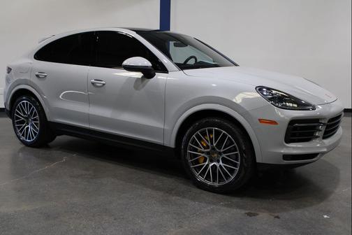 2022 Porsche Cayenne Platinum Edition