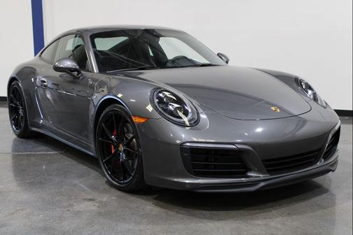 2019 Porsche 911 Carrera 4S