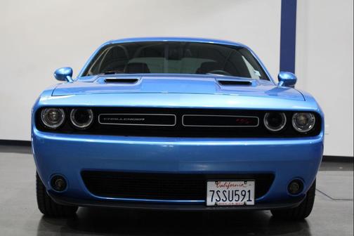 2015 Dodge Challenger R/T Plus