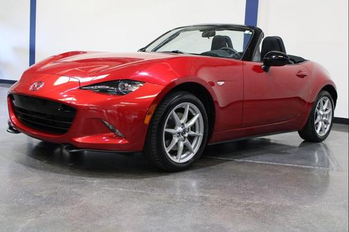 2016 Mazda MX-5 Miata Sport