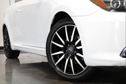 2009 Scion tC Base