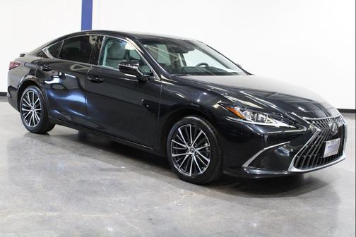 2024 Lexus ES 300h Base