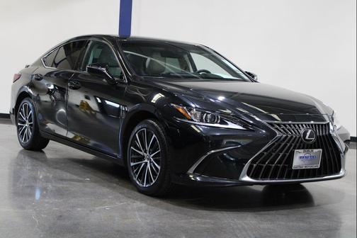 2024 Lexus ES 300h Base