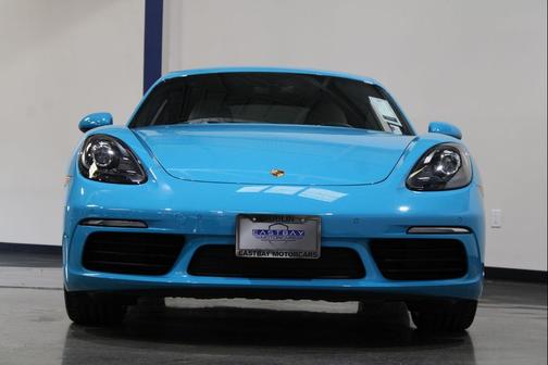 2018 Porsche 718 Cayman Base