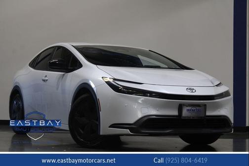 Wind Chill Pearl 2024 Toyota Prius LE