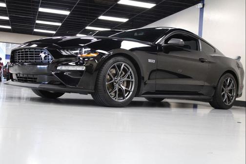 2020 Ford Mustang EcoBoost