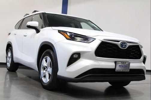 2022 Toyota Highlander Hybrid LE