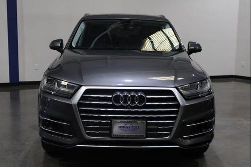 Gray Metallic 2018 Audi Q7 2.0T Premium Plus