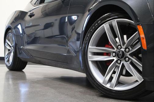 Nightfall Gray Metallic 2018 Chevrolet Camaro 2LT