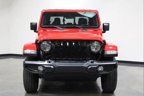 2022 Jeep Gladiator Altitude 4x4
