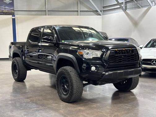 Midnight Black Metallic 2021 Toyota Tacoma SR5