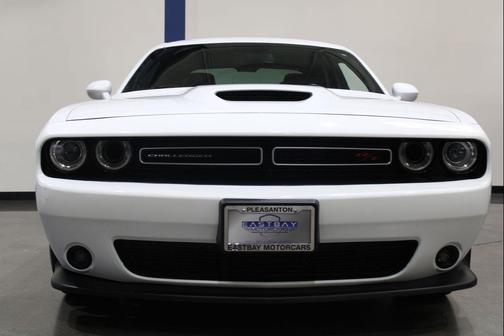 White Knuckle Clearcoat 2020 Dodge Challenger R/T