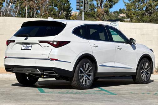 Platinum White Pearl 2026 Acura MDX Technology Package