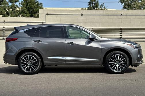 Liquid Carbon Metallic 2026 Acura RDX Advance Package