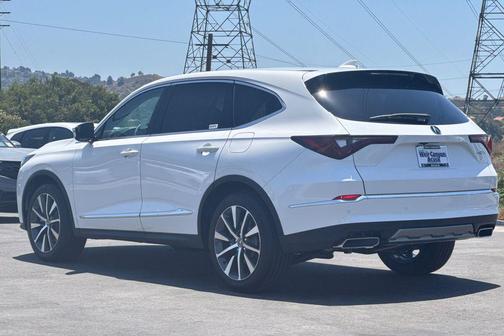 Platinum White Pearl 2026 Acura MDX Technology Package