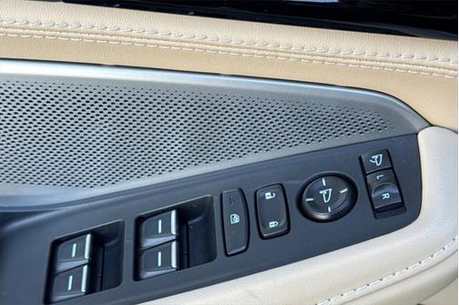 2025 Acura MDX Advance Package