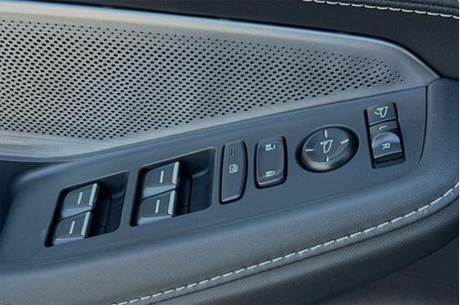2025 Acura MDX Advance Package