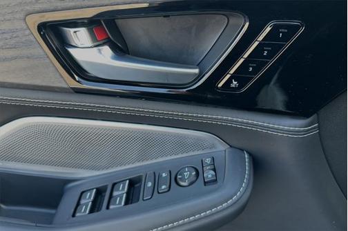 2025 Acura MDX Advance Package