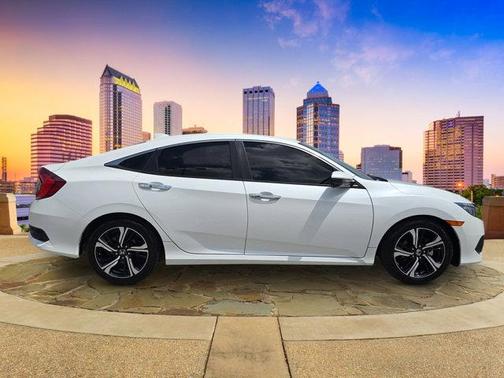 2016 Honda Civic Touring