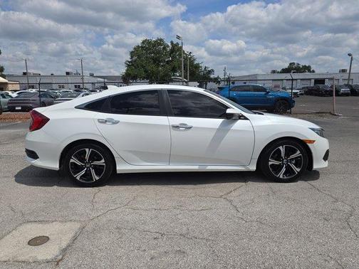 2016 Honda Civic Touring