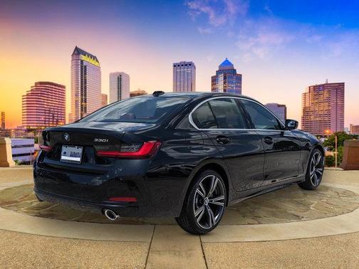 2024 BMW 330 i