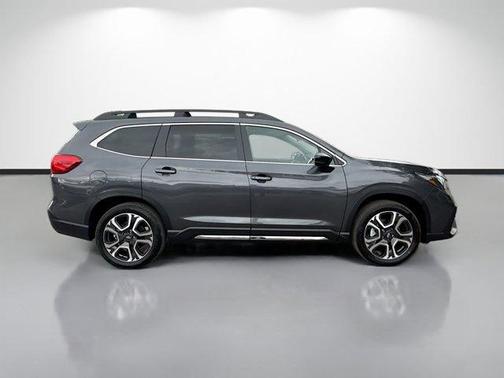 Magnetite Gray Metallic 2026 Subaru Ascent Limited