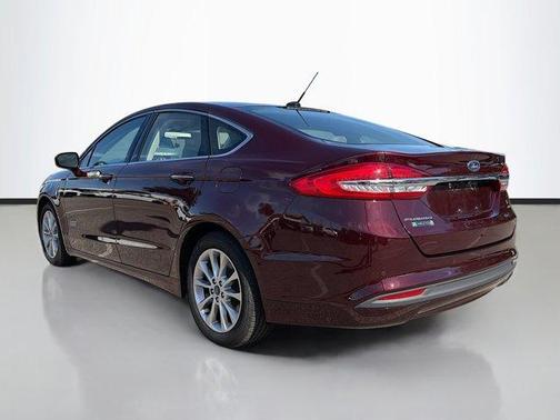 2017 Ford Fusion Energi SE Luxury
