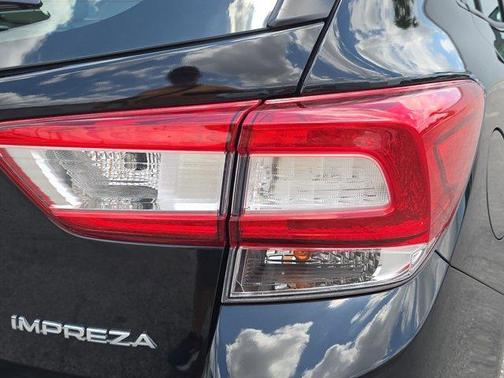 2019 Subaru Impreza 2.0i Premium
