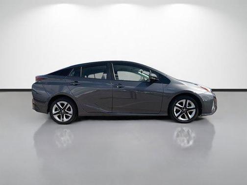 2016 Toyota Prius Three