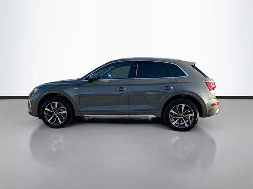 2024 Audi Q5 45 S line quattro Premium