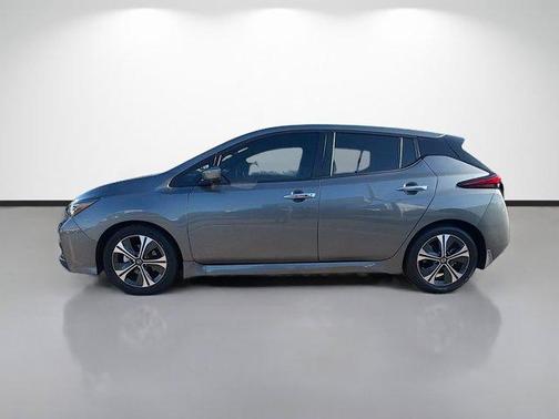 2022 Nissan Leaf SV