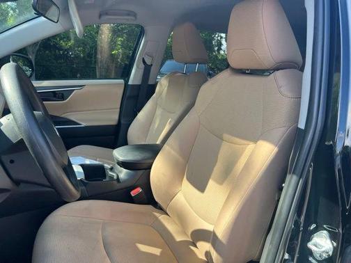 Midnight Black Metallic 2025 Toyota RAV4 LE