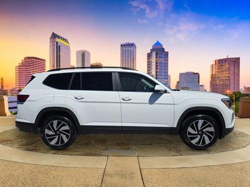 2024 Volkswagen Atlas 2.0T SE