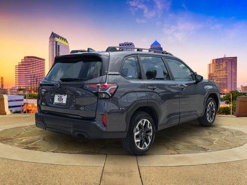 2025 Subaru Forester Base