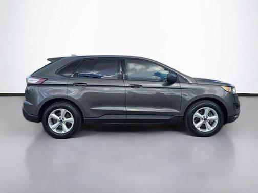2017 Ford Edge SE