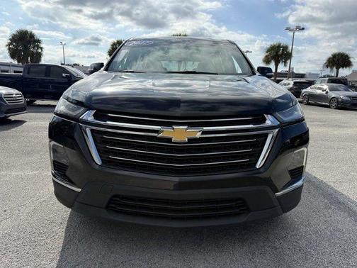 2022 Chevrolet Traverse LT Cloth