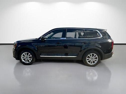 Ebony Black 2022 Kia Telluride LX