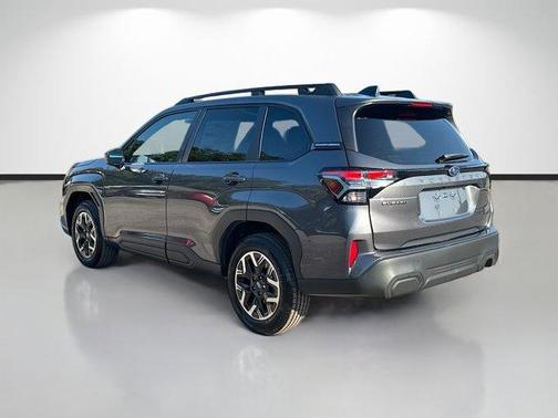 Magnetite Gray Metallic 2026 Subaru Forester Premium