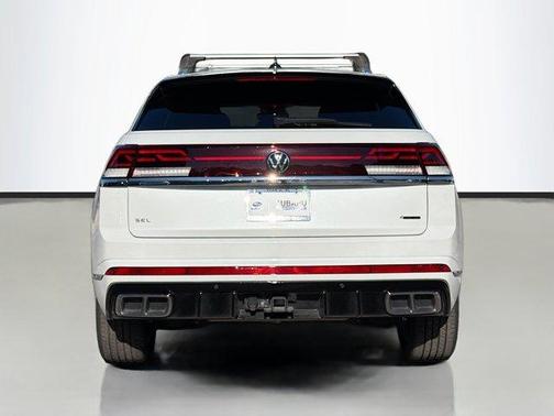 2024 Volkswagen Atlas Cross Sport 2.0T SEL R-Line
